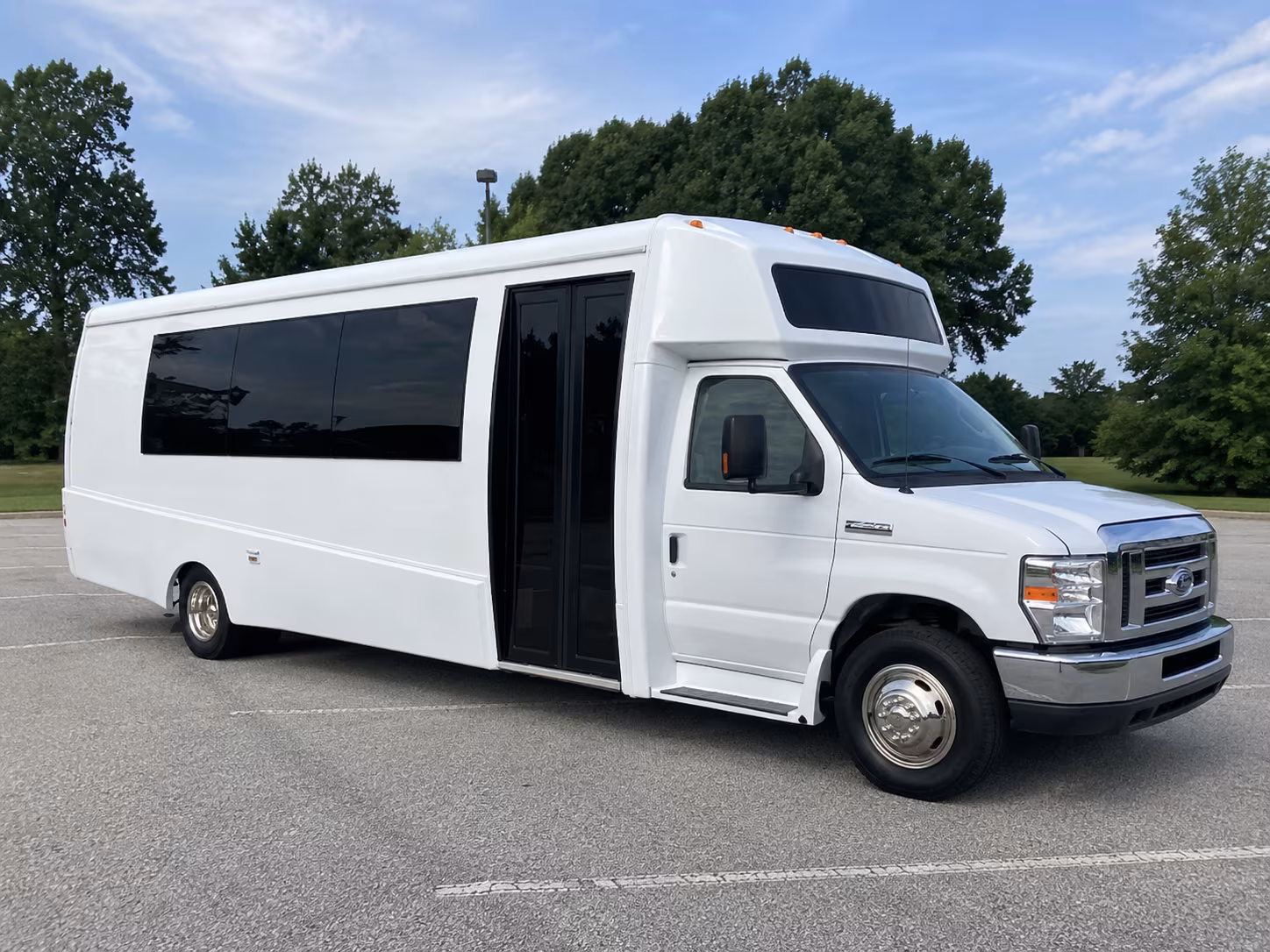 daly city 18 passenger party bus