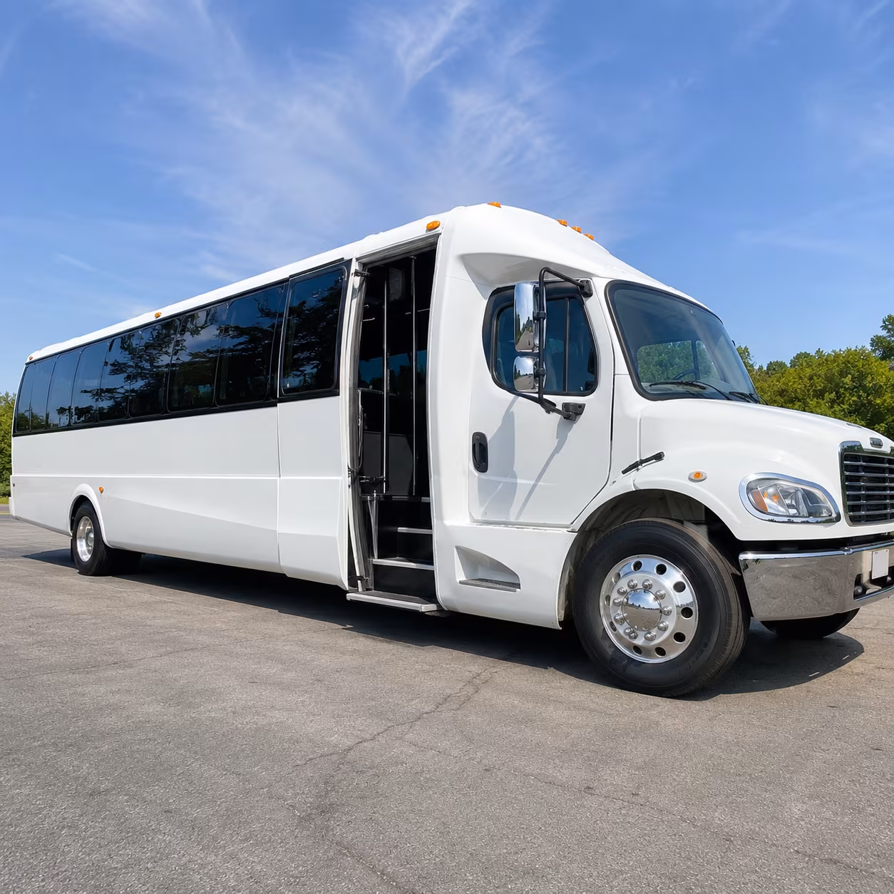 large scale convention shuttle buses between daly city hotels and san francisco venues