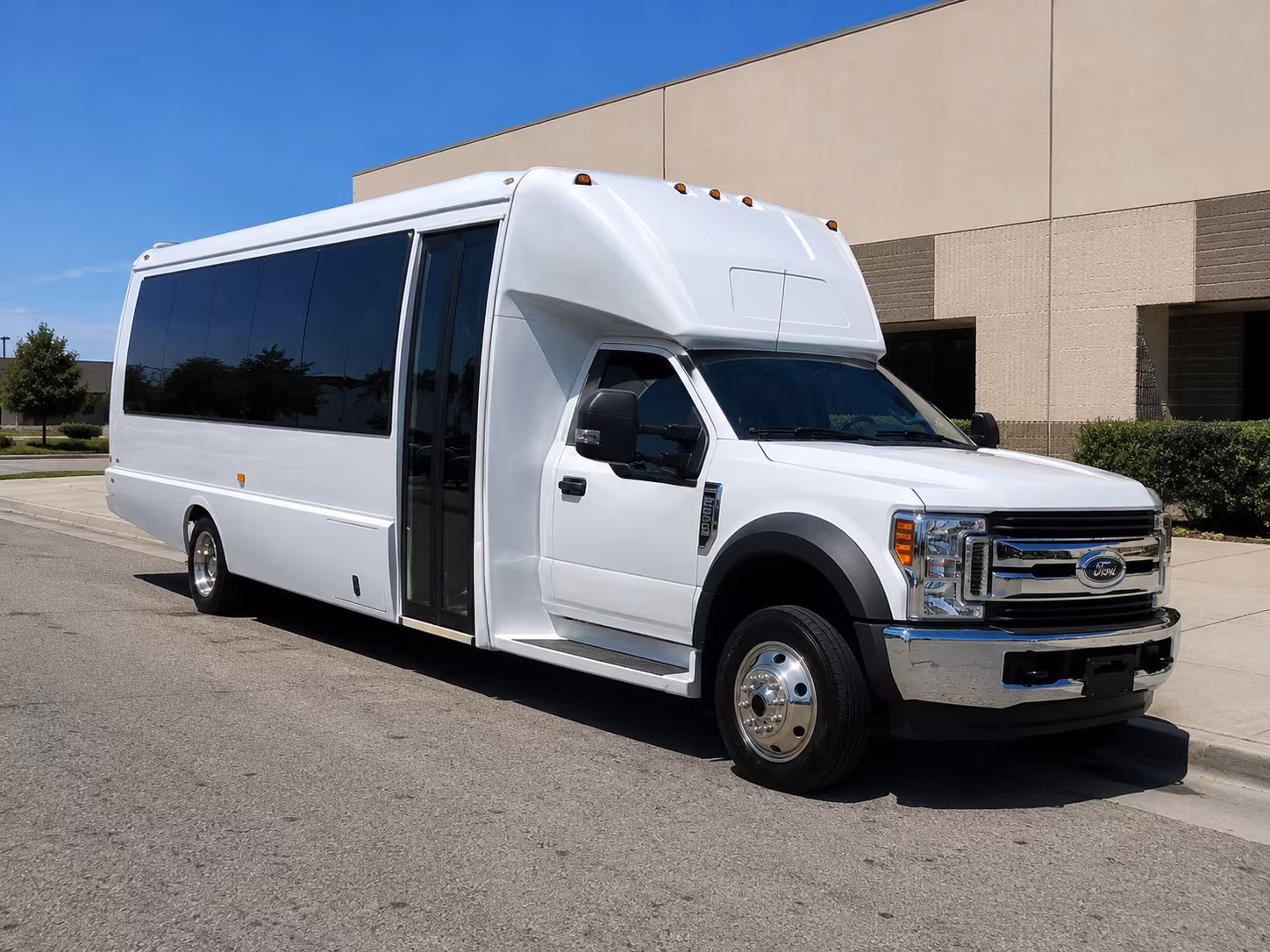 minibuses to the warfield the fillmore and san francisco club shows