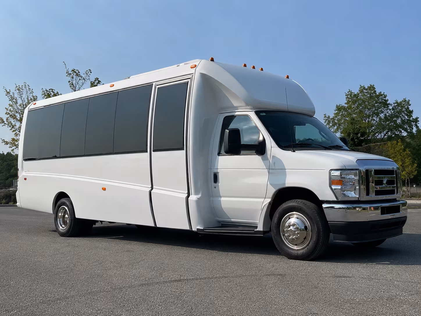 party buses for bachelorette wine tours around the san francisco peninsula